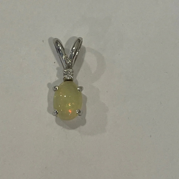 Jewelry - Brand New Diamond-Accented Opal Pendant in 10K White Gold $308 - 100% Authentic